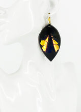 Load image into Gallery viewer, Brown Genuine Leather and Hibiscus Flower Earrings - E19-2839
