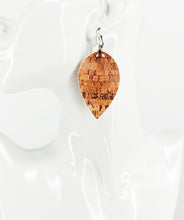 Load image into Gallery viewer, Peach Cork Earrings - E19-2902