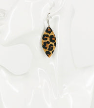Load image into Gallery viewer, Leopard Cork Earrings - E19-3015