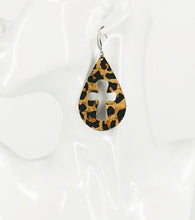 Load image into Gallery viewer, Leopard Cork Cross Earrings - E19-3037