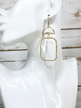 Load image into Gallery viewer, Stone &amp; Pendant Earrings - E19-4435