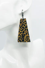 Load image into Gallery viewer, Spotted Cheetah Cork Leather Earrings - E19-865