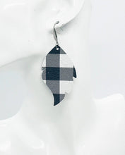 Load image into Gallery viewer, Buffalo Plaid Leather Earrings - E19-903