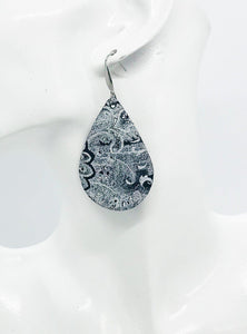 Black and White Genuine Leather Earrings - E19-911