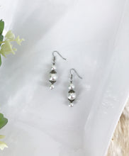 Load image into Gallery viewer, Glass Bead Earrings - E248