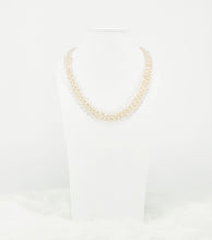 Load image into Gallery viewer, Champagne Knotted Glass Bead Necklace - N339